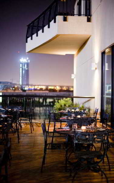 Park Apartments Dubai,An Edge By Rotana Hotel Exterior photo
